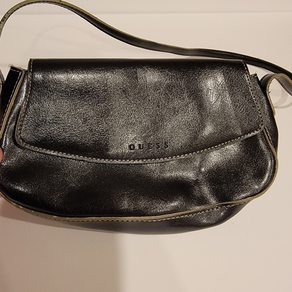 Guess handbag - Picture 2 of 8